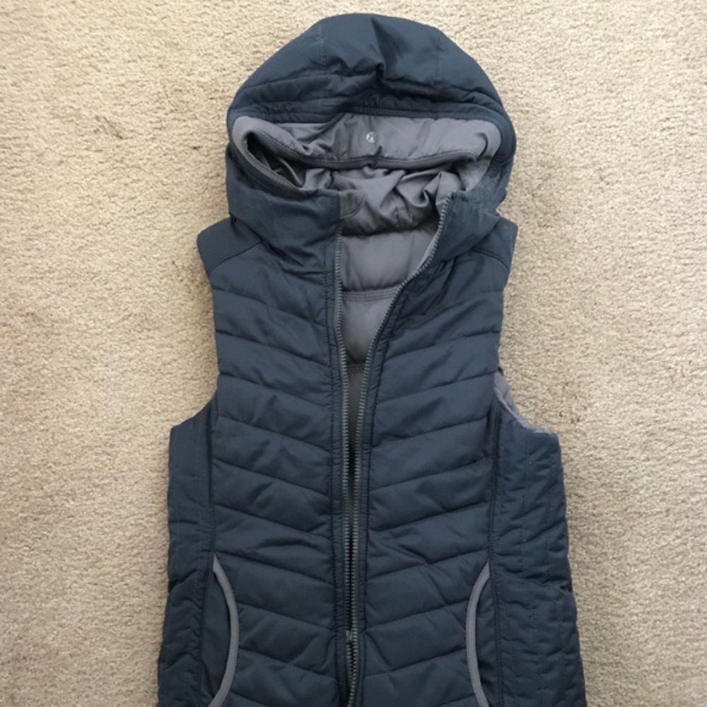Lululemon reversible puffer vest